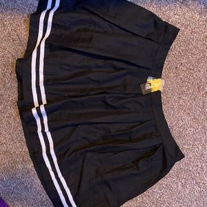 Hot topic Black Pleated Plus size Skirt